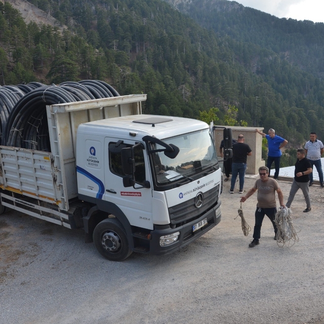 Büyükşehir Belediyesi üreticiyi desteklemeyi sürdürüyor
