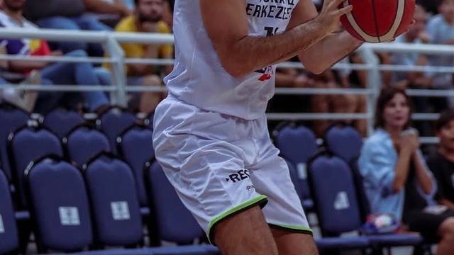 Denizli Basket'te Pecarski döndü