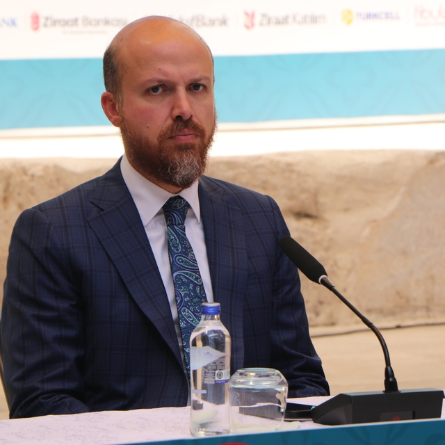 Bilal Erdoğan: Malazgirt ve Çanakkale gelecek bin yılımızın çözümlerini de...