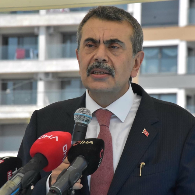 Bakan Tekin: Gece-gündüz çalışıyoruz