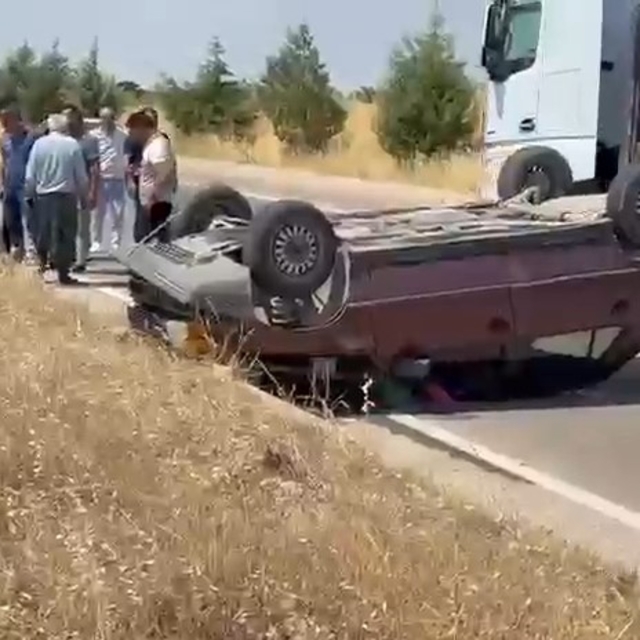 Otomobil takla attı: 2 yaralı