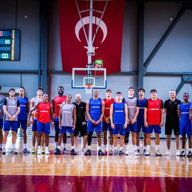 TOFAŞ Basketbol Takımı yeni sezon için çalışmalara başladı