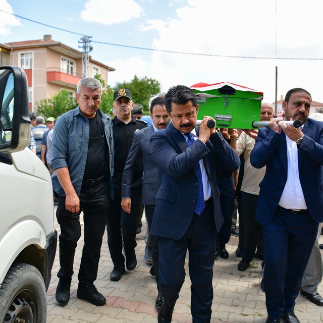 Kıbrıs gazisi Hidayet Düzen son yolculuğuna uğurlandı