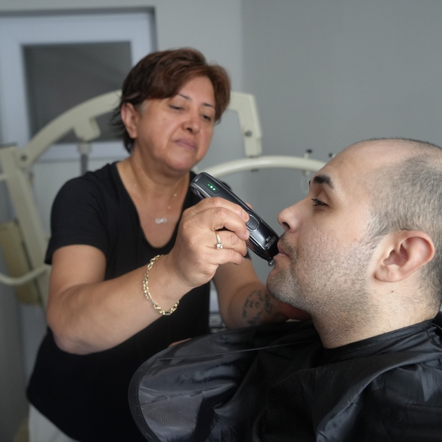 Ağrılar içinde cihaz için onay bekleyen felçli vatandaş: "Artık dayanamıyor...