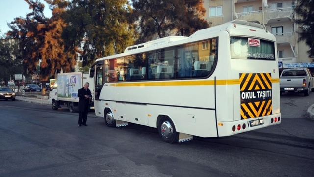 İzmir'de en düşük okul servisi 4 bin 228 TL oldu