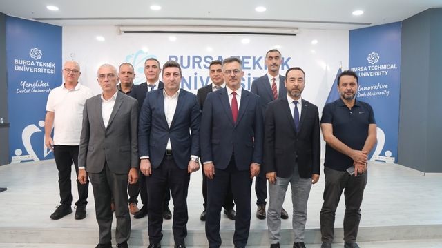 BTÜ'de deprem paneli