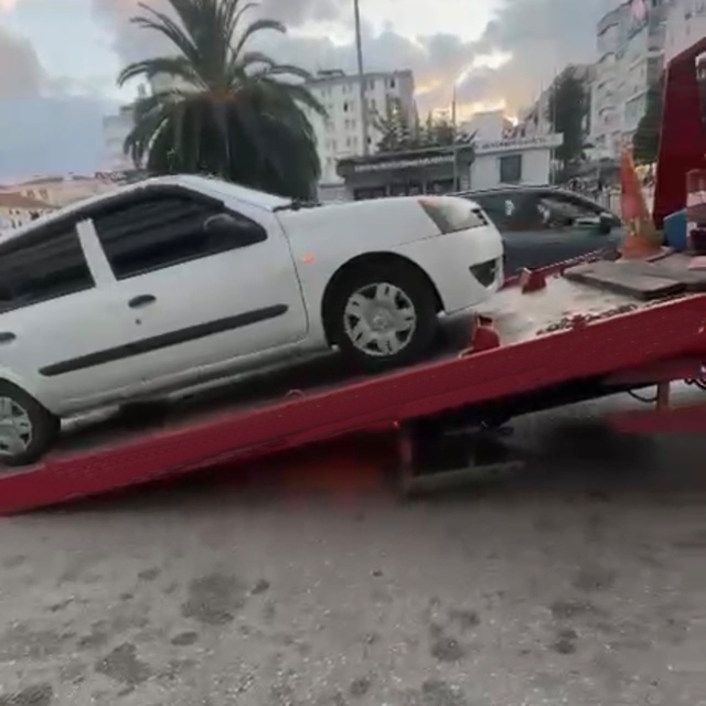 Samsun'da korsan taksi denetimi: 2 araca 200 bin lira ceza
