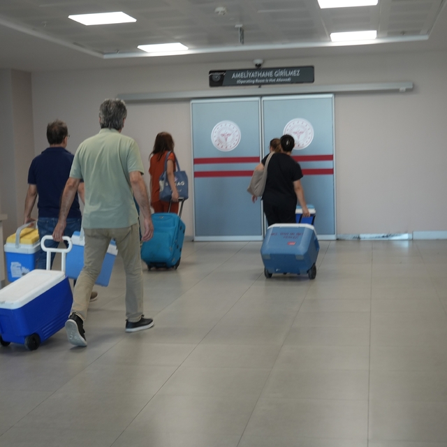 21 yaşında hayata veda etti, organları 7 hayata umut olacak
Trafik kazasınd...