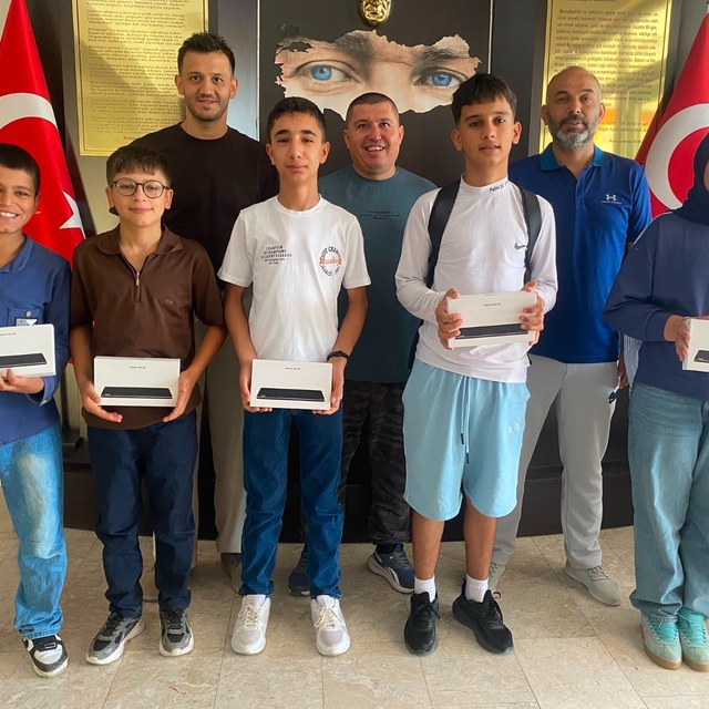 Çameli'de başarılı öğrenciler ödüllerle uğurlandı