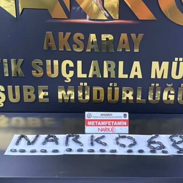 Uyuşturucuyu midelerine saklamışlar
Aksaray'da narkotik ekiplerince düzenle...