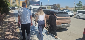 Elazığ'da cuma namazı çıkışında dilencilere operasyon