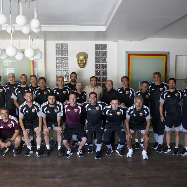 Kayserispor Akademi 22 antrenör ile sözleşme imzaladı