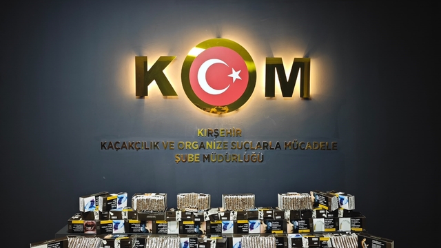 İş yerinde 15 bin 80 adet doldurulmuş makaron ele geçirildi