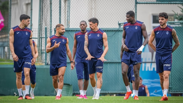 Trabzonspor, Kasımpaşa maçı hazırlıklarını tamamlayarak İstanbul'a gitti