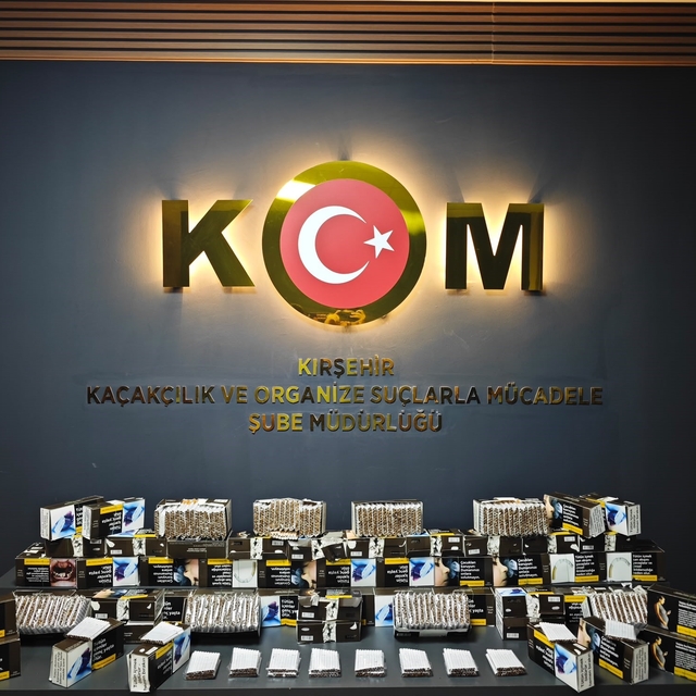 İş yerinde 15 bin 80 adet doldurulmuş makaron ele geçirildi