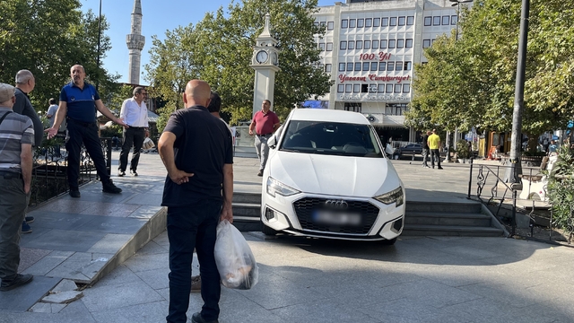 Tekirdağ'da hayrete düşüren kaza: Görenler dakikalarca bakakaldı