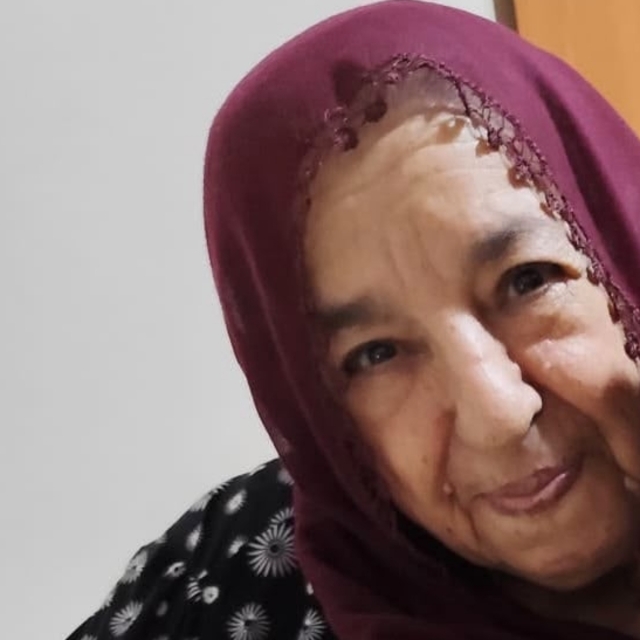 Tartıştığı yatalak eşini bıçaklayarak öldürdü