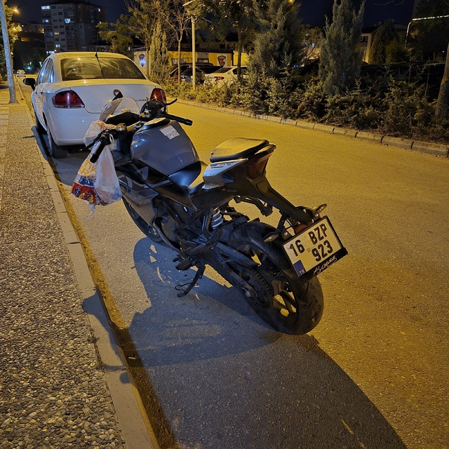 Alkollü sürücünün kullandığı motosiklet kaza yaptı: 2 yaralı
Sürücünün ehli...