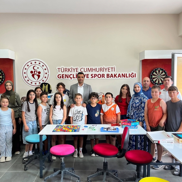 Kaymakam Yayabaşı, gençlerle bir araya geldi