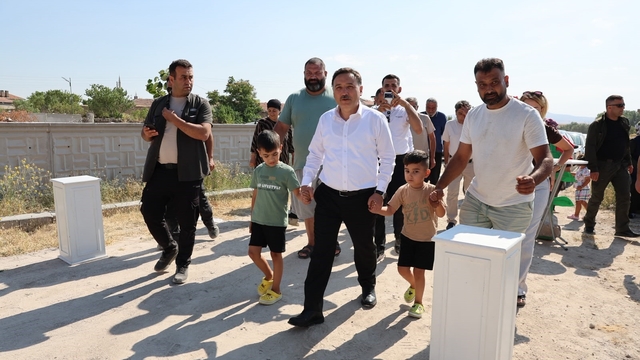 Vali Çiçek; Elmalı mahallesi sakinleriyle buluştu