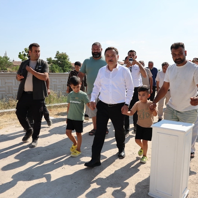 Vali Çiçek; Elmalı mahallesi sakinleriyle buluştu