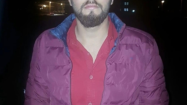 Park halindeki otomobilde tabancayla vurulmuş halde ölü bulundu