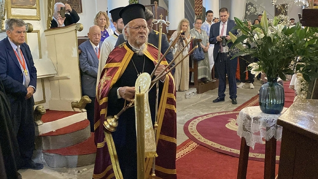 Fener Rum Patriği Bartholomeos, Çanakkale'de ayine katıldı