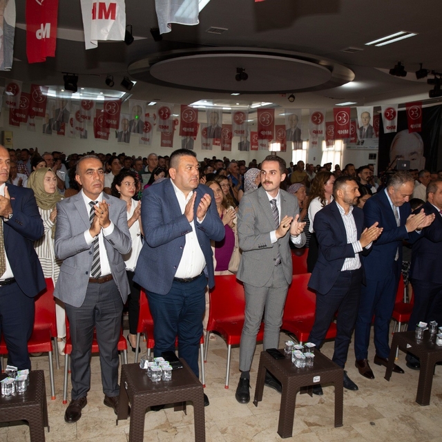 Sarıgöl MHP İlçe Başkanlığına Ahmet Serdar Dikmen seçildi