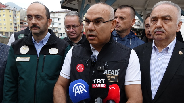 Giresun'da selde kayıp dayı ve yeğeni arama çalışmaları 2'nci gününde (2)