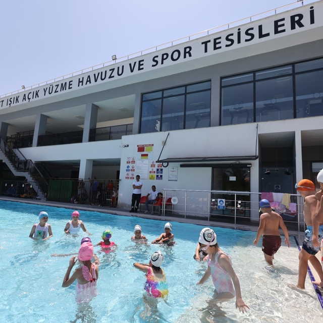 Kırsaldaki çocuklar "Yeşilden Maviye" ilk kulaçlarını attı