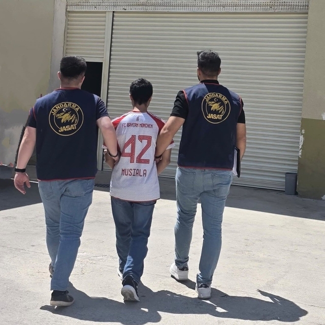 Gaziantep'te 25 yıl kesinleşmiş hapis cezasıyla aranan şahıs yakalandı