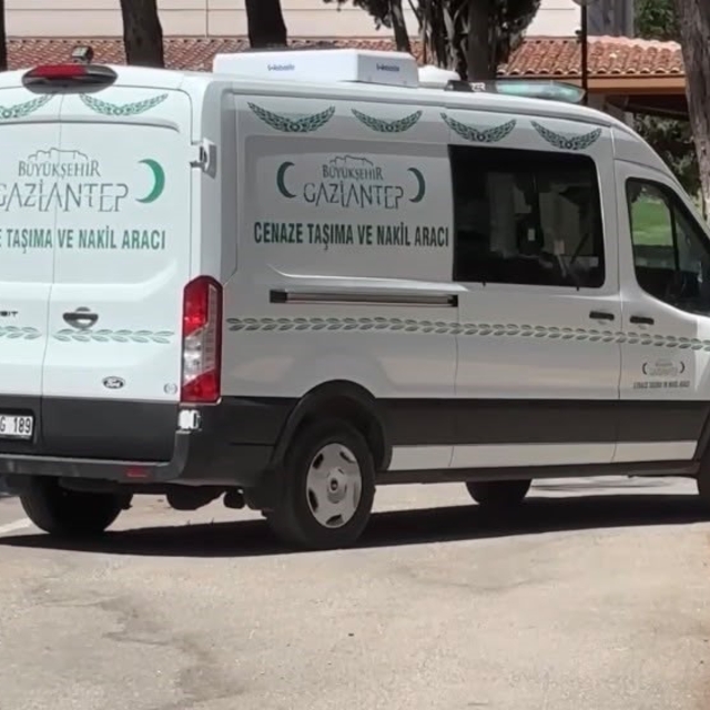 Kuyu temizliği yaparken elektrik akımına kapılan genç işçi hayatını kaybett...