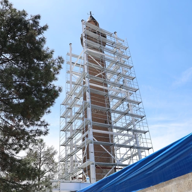 Sivas Ulu Cami'de tarihi dönüşüm
1200 ton beton kaldırıldı
