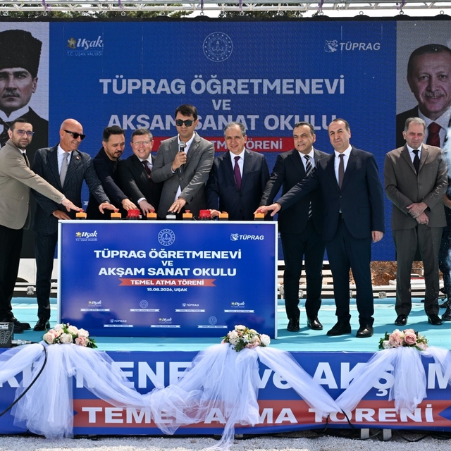 Uşak'ta inşa edilecek öğretmenevi ve akşam sanat okulunun temeli atıldı