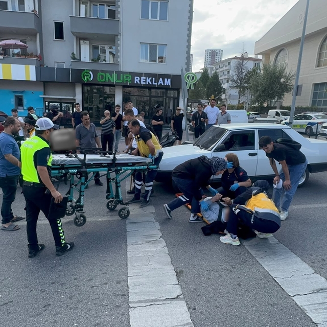 Bilecik'te motosikletin çarptığı yaya yaralandı