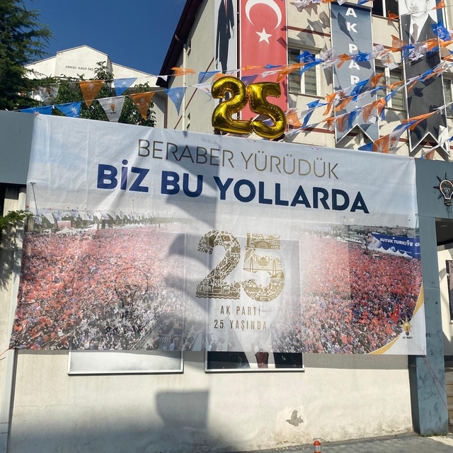 Talas'ta AK Parti'nin 25. Yıldönümü'nde coşkulu kutlama
