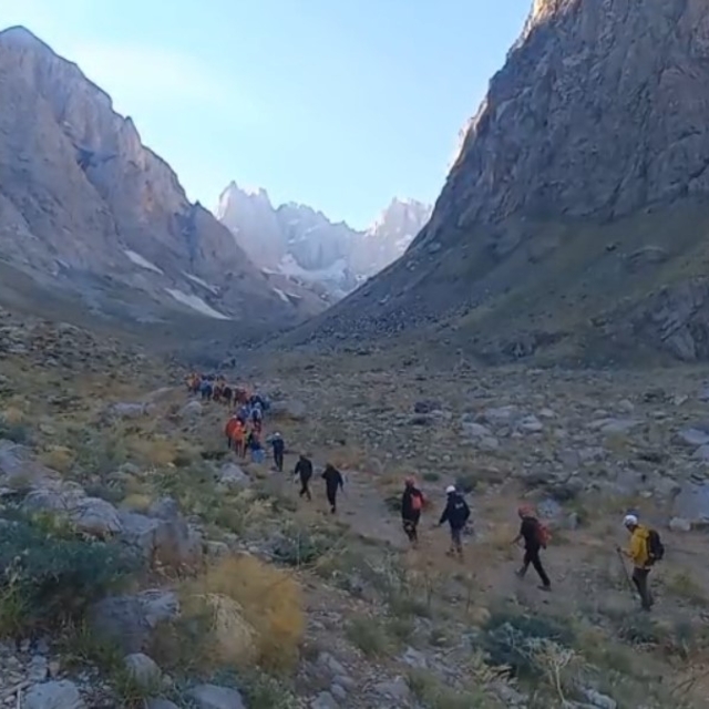 Hakkari'nin zorlu zirvelerinde hayati tatbikat
Hakkari dağ turizmi ve sporu...