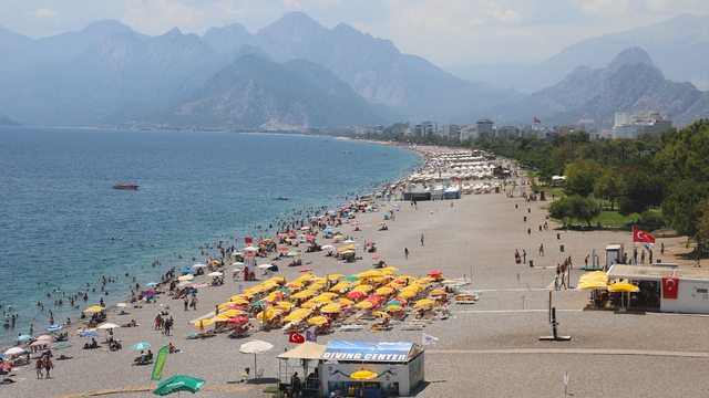 'Akdeniz'deki mikroplastik sorunu çözülmezse turizm sekteye uğrar'