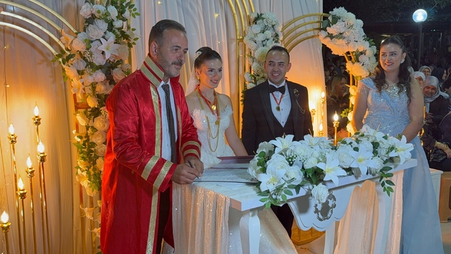 Çan'da muhtar baba, oğlunun nikahını kıydı