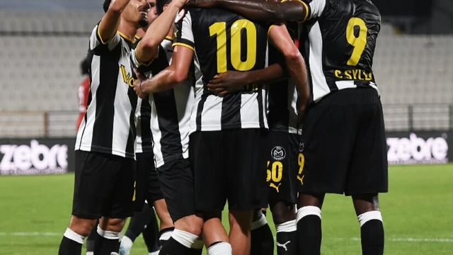 Manisa FK fırtına gibi başladı