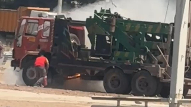 Viranşehir'de korkutan araç yangını