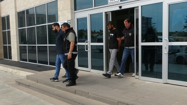 Uşak'ta kuyumcu soygununda 3 şüpheli tutuklandı