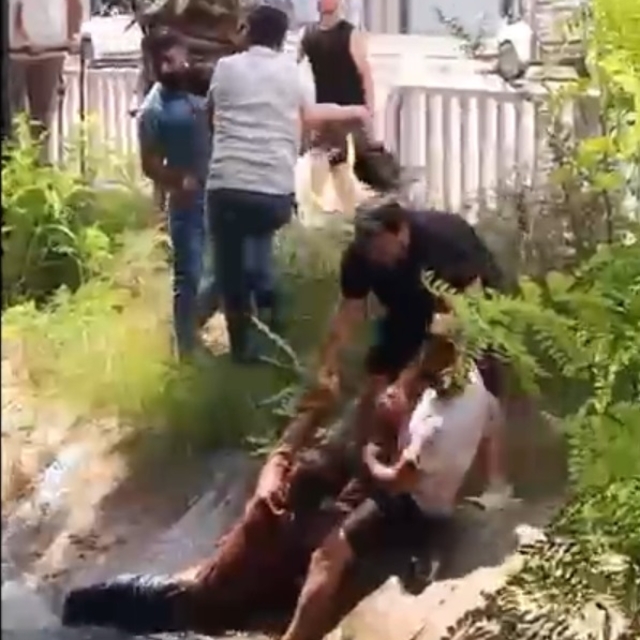 Sulama kanalında boğulma tehlikesi geçiren çocuğu çevredekiler kurtardı