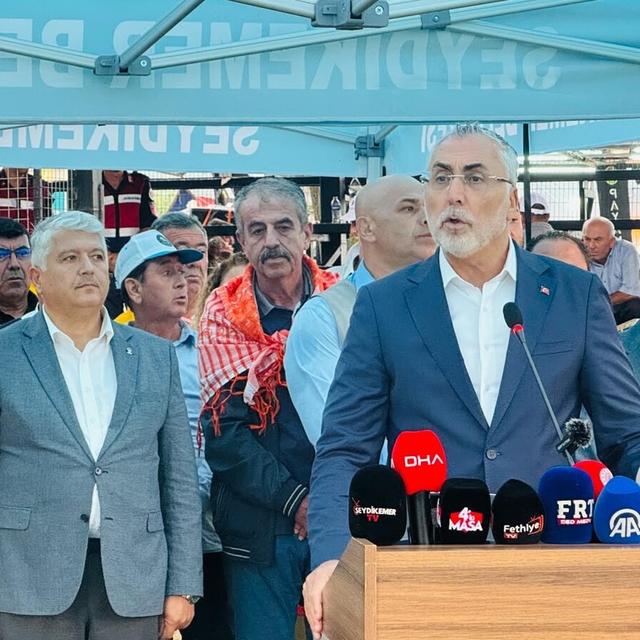 Bakan Işıkhan: Sporcu yetişmesi için destek vermeye devam edeceğiz