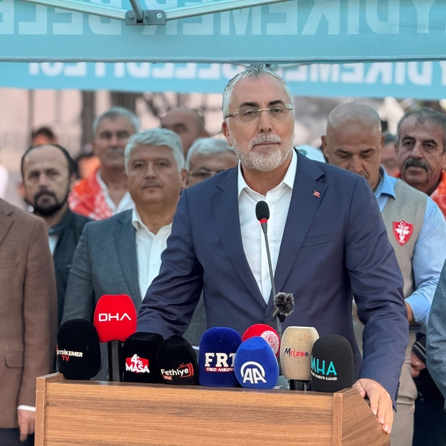 Bakan Işıkhan: "Devlet olarak ata sporlarımızı sonuna kadar destekliyoruz"