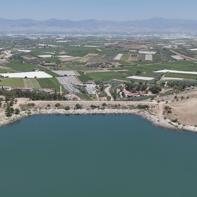 Alaşehir Ovası'nda 28 bin 780 dekar arazi modern sulama sistemiyle buluştu