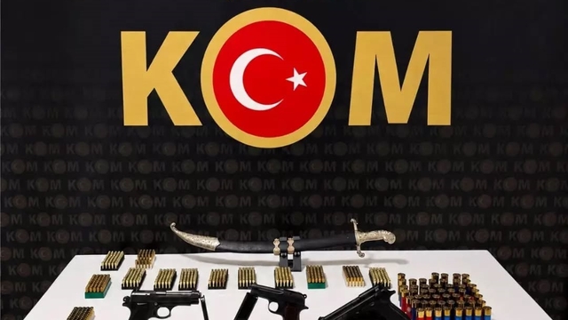 Bayburt'ta kaçakçılık operasyonlarında silah ve 665 fişek ele geçirildi