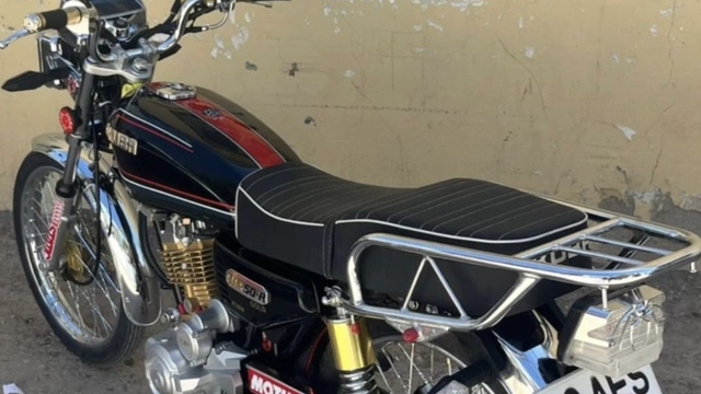 Park halindeki motosiklet çalındı