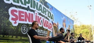 Akpınar'da şenlik coşkusu
Manisalı çocuklar doyasıya eğlendi