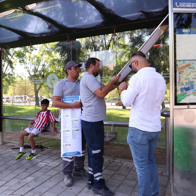 Antalya'da engelli dostu durak sayısı artıyor
Brail Alfabeli ve QR kodlu le...